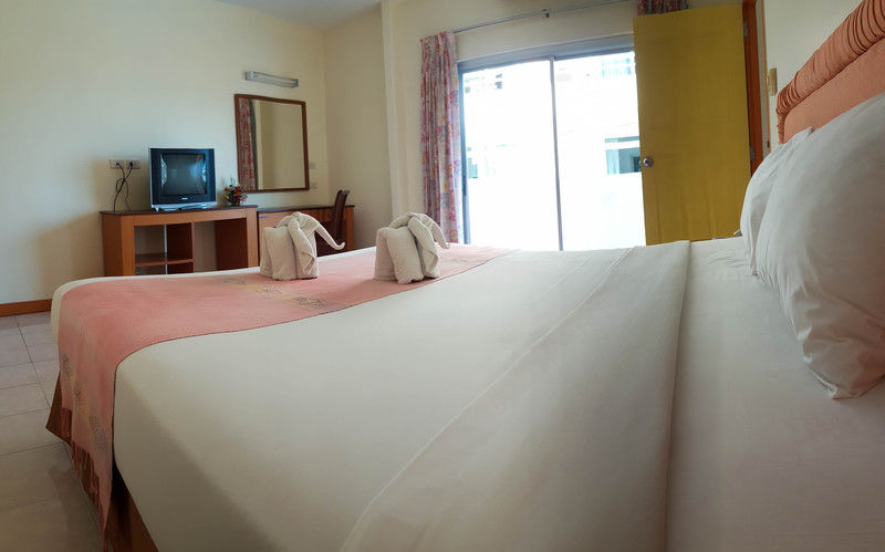 فندق باتايافي  فندق إيستيني بيلا فيستا المظهر الخارجي الصورة